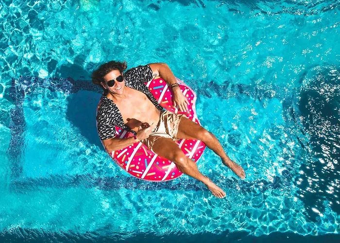Onda - - Adults Only *
